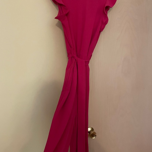 Cute pink jumpsuit worn once!! - Picture 3 of 3